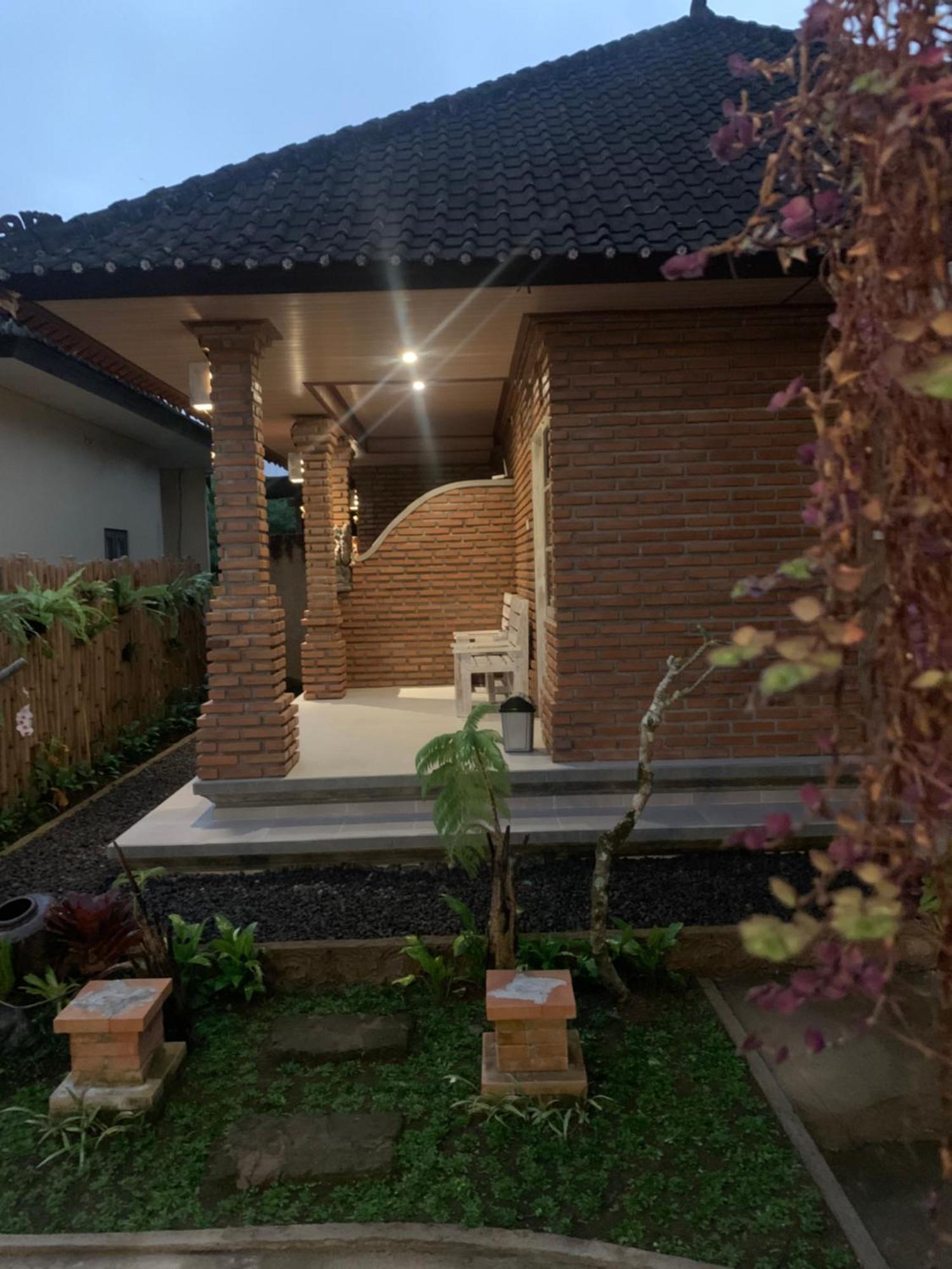 Ambara Guest House Tampaksiring Екстер'єр фото
